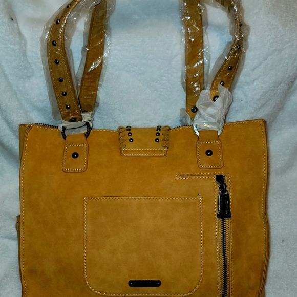 Trinity Ranch Purse. - Picture 2 of 3